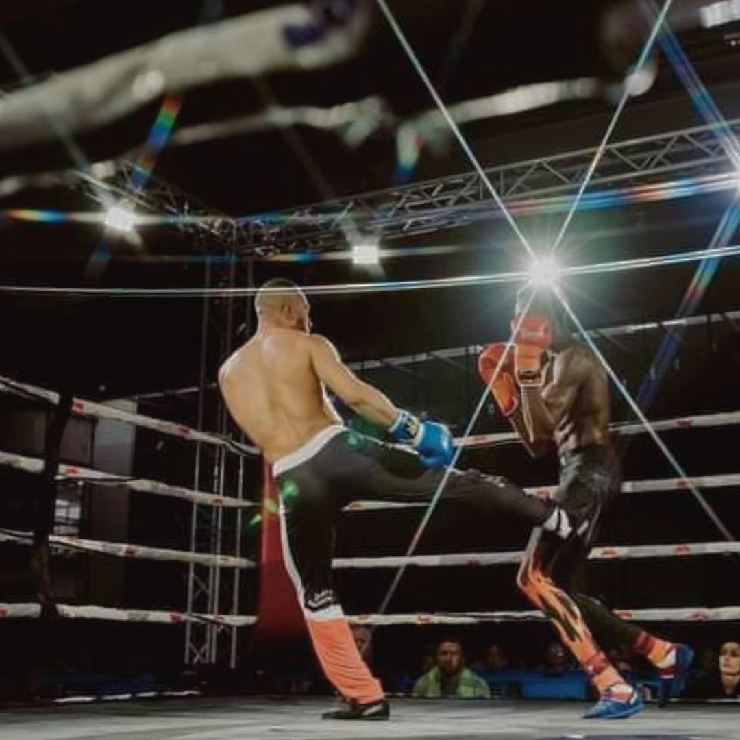 Techniques Avancées en Boxe Française : Stratégies pour les Boxeurs Confirmés